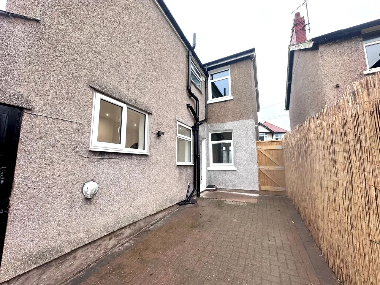 Ronald Avenue, Llandudno Junction, LL31, photo 15