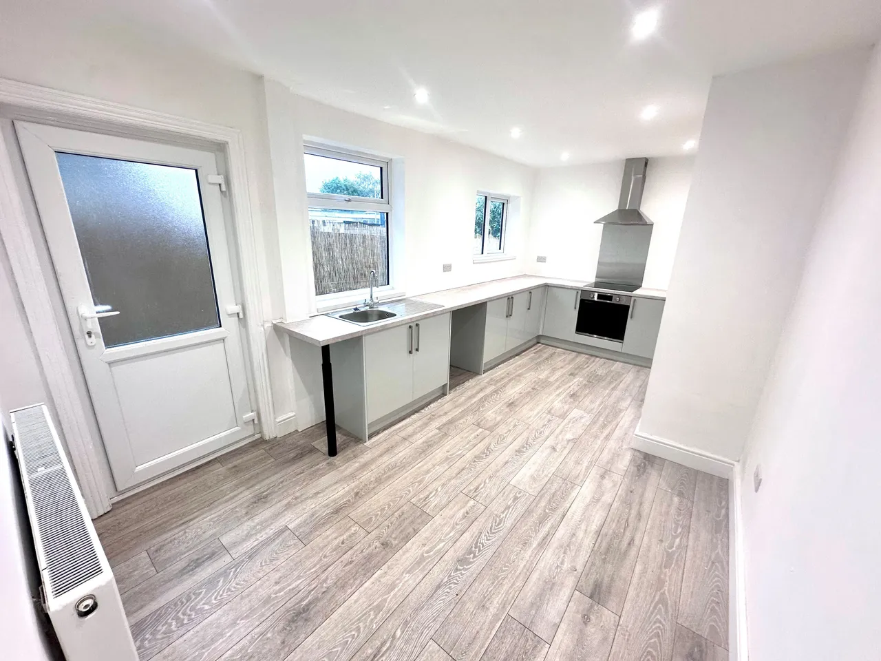 Ronald Avenue, Llandudno Junction, LL31, photo 14