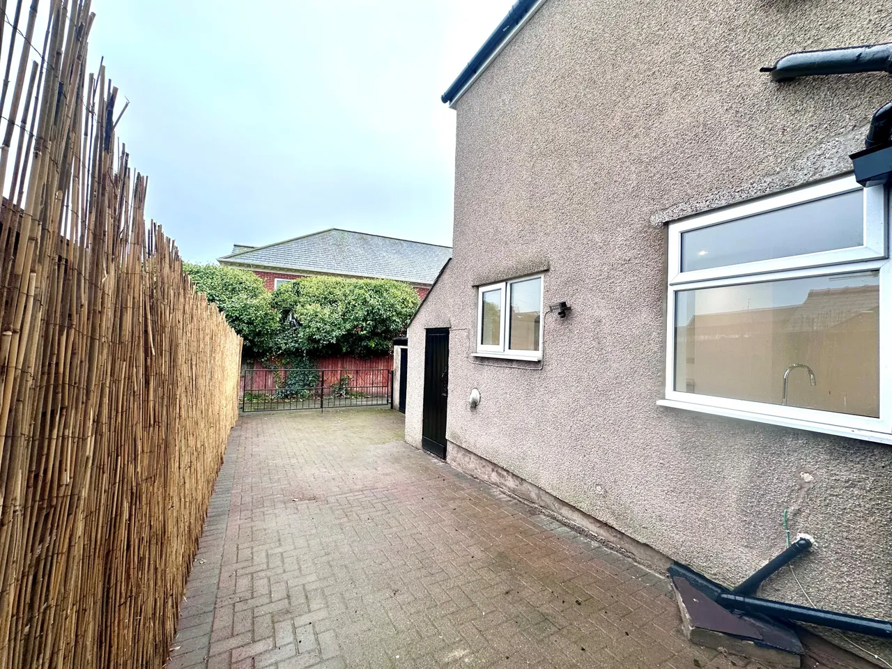 Ronald Avenue, Llandudno Junction, LL31, photo 10