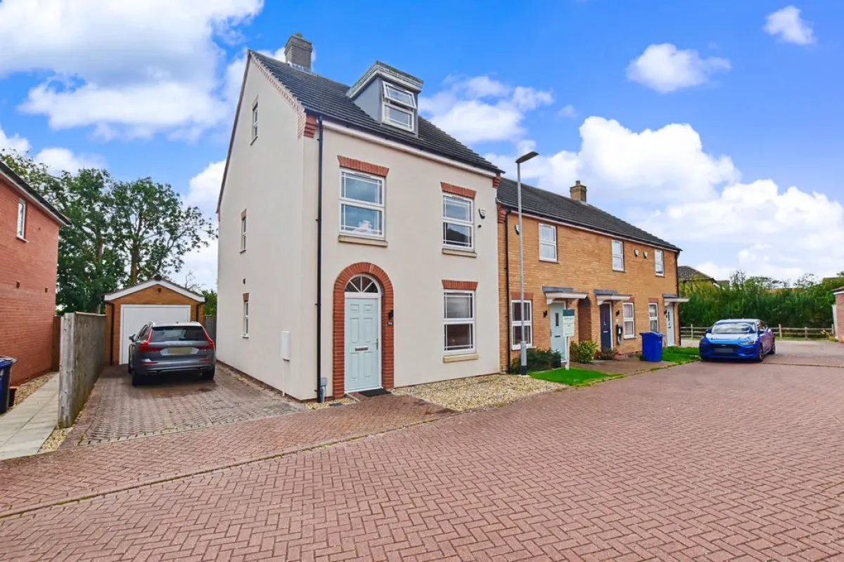 4 bed house for sale, Hutton Way, Market Rasen