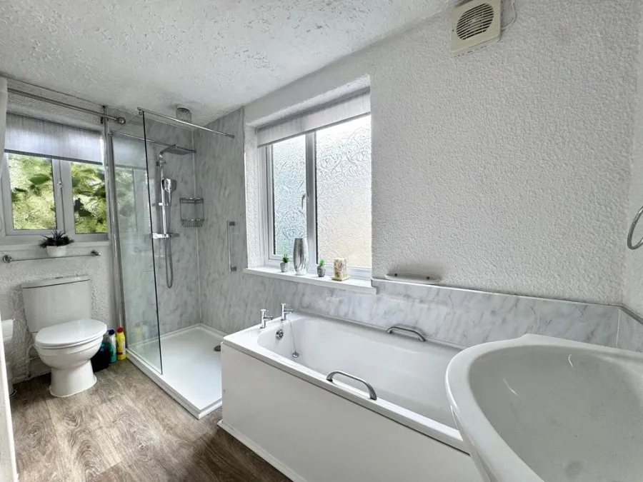 Williams Place, Penydarren, CF47, photo 6