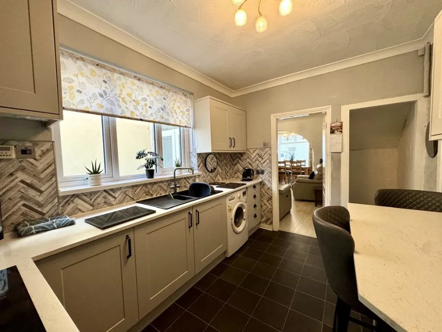 Williams Place, Penydarren, CF47, photo 3