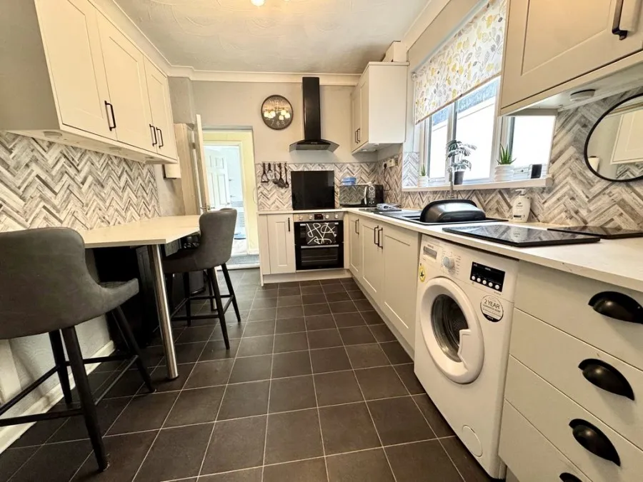 Williams Place, Penydarren, CF47, photo 4