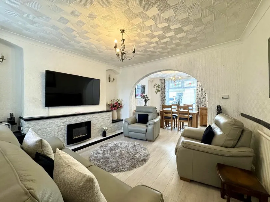 Williams Place, Penydarren, CF47, photo 5