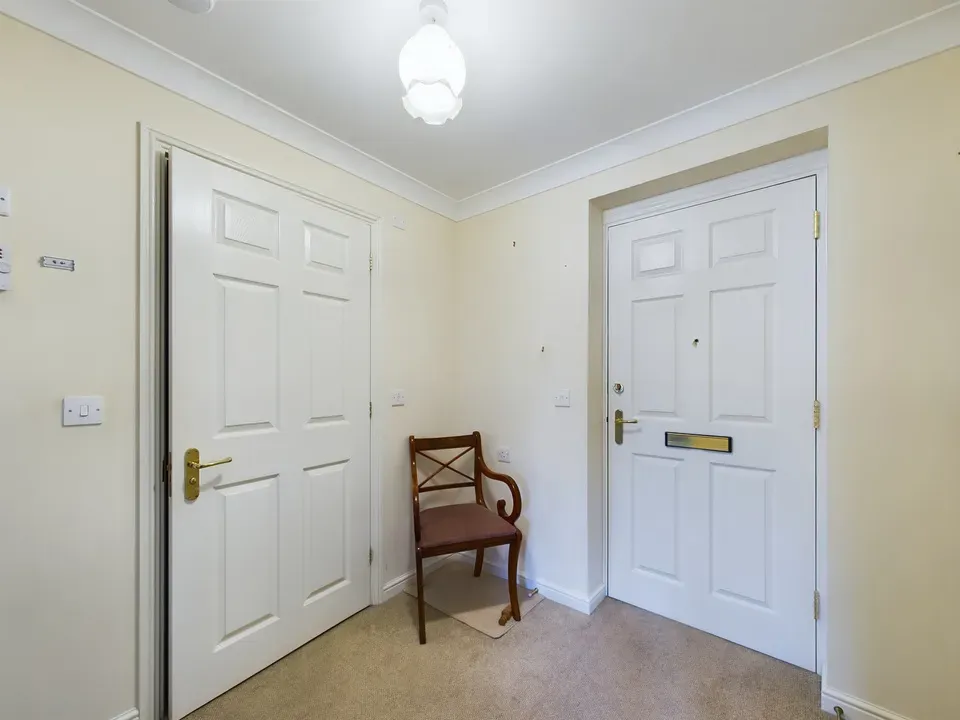 Kings Road, Horsham, photo 11