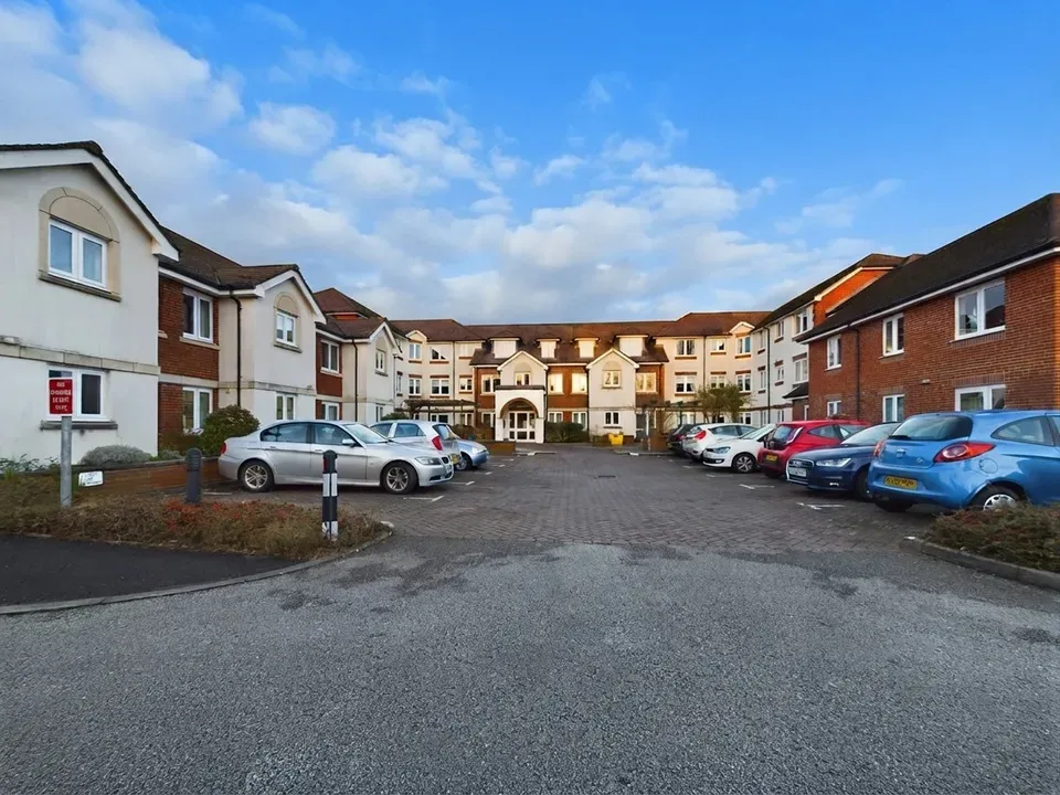 Kings Road, Horsham, photo 14