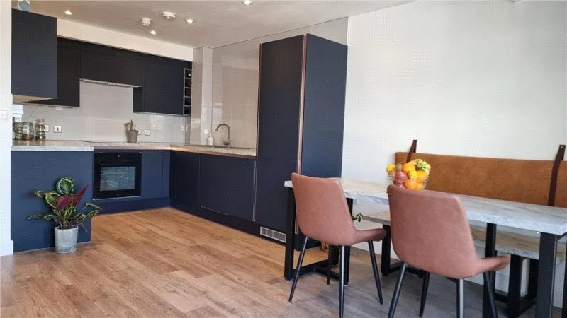 2 bed flat for sale, Calderwood Street, London, SE18