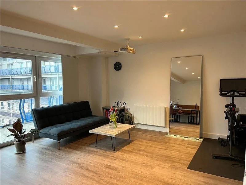 Calderwood Street, London, SE18, photo 2