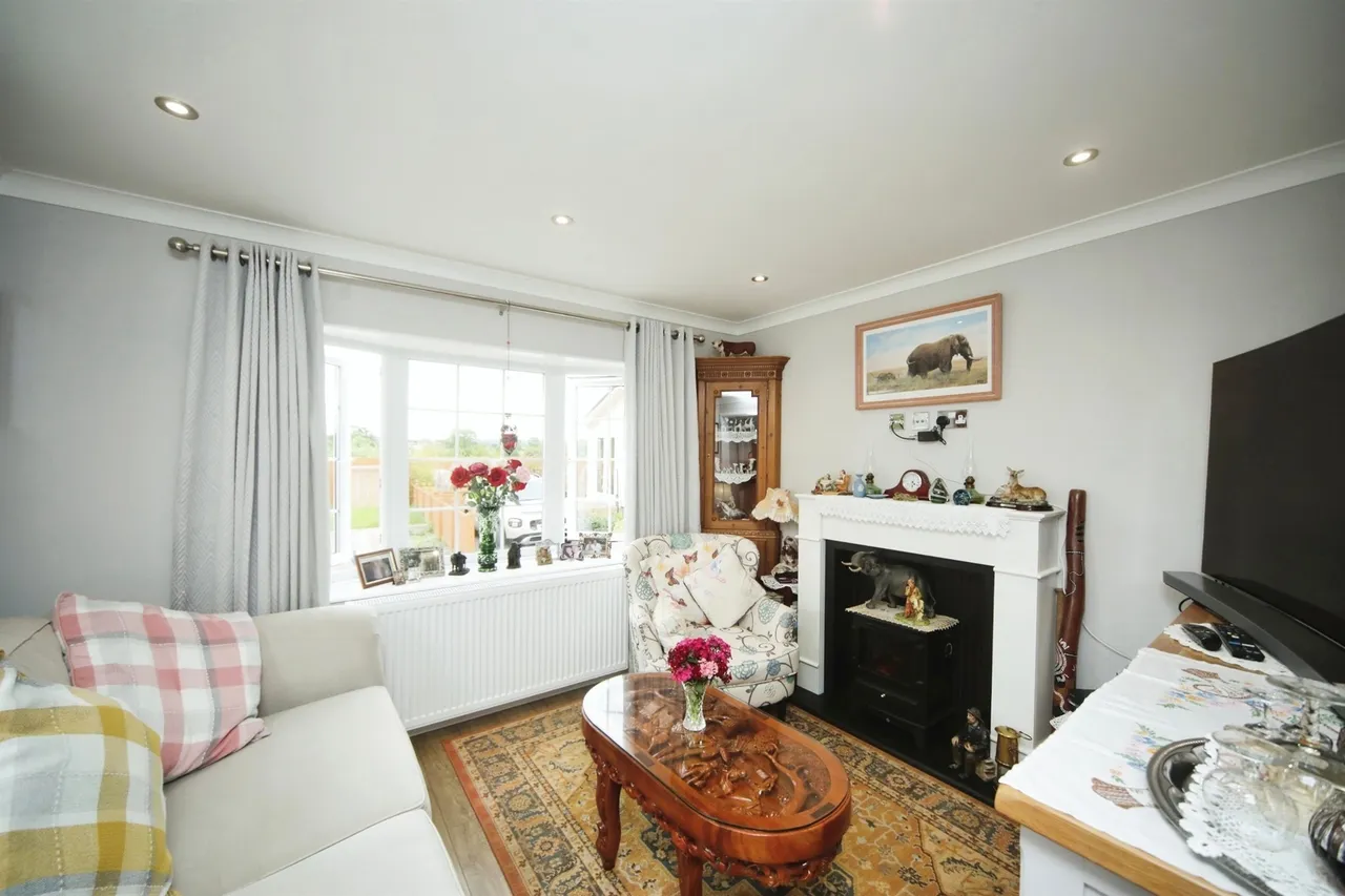 Station Road, Norton Fitzwarren, TA2, photo 4