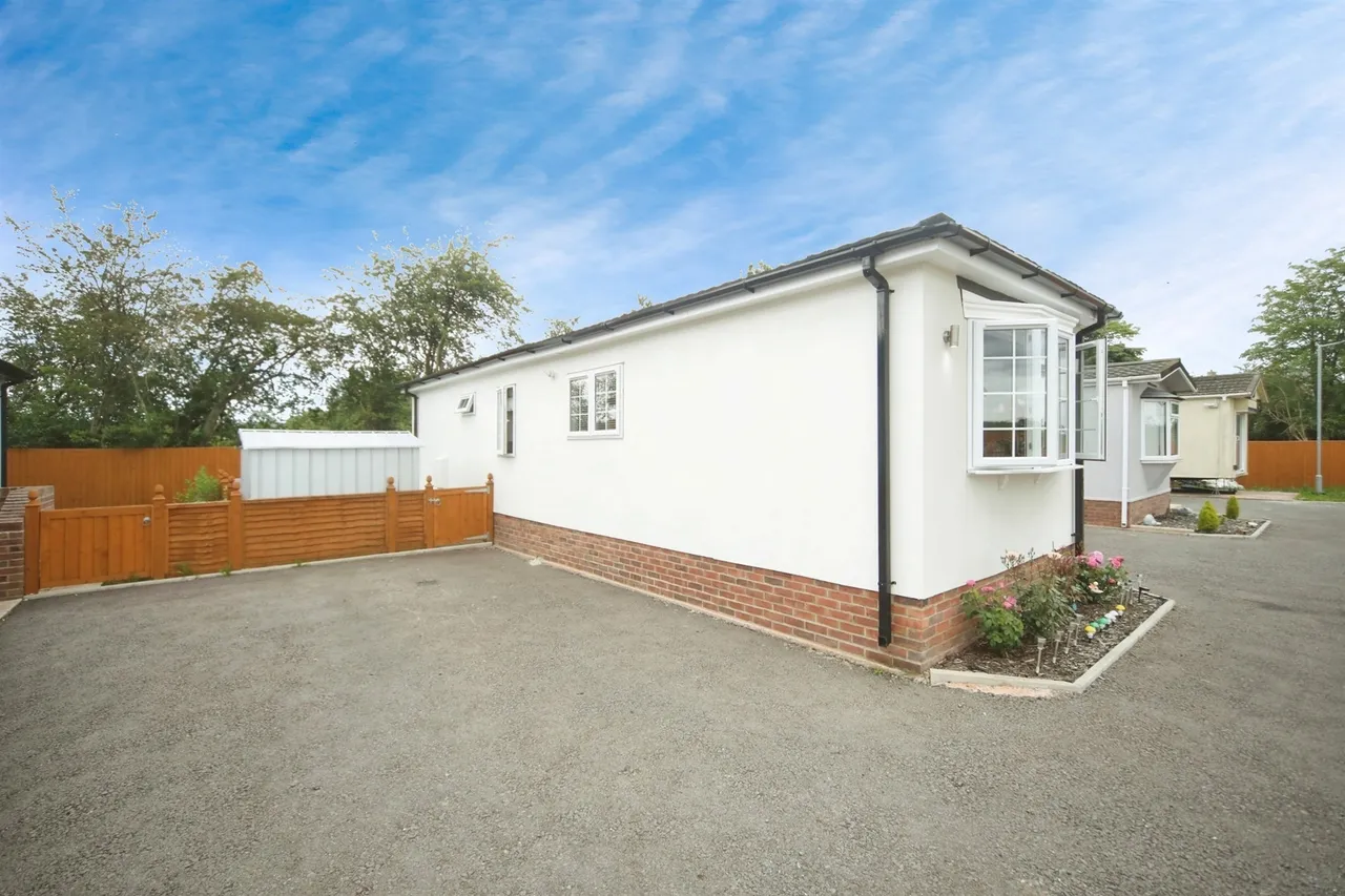 Station Road, Norton Fitzwarren, TA2, photo 15