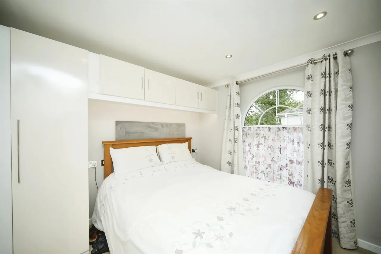 Station Road, Norton Fitzwarren, TA2, photo 13