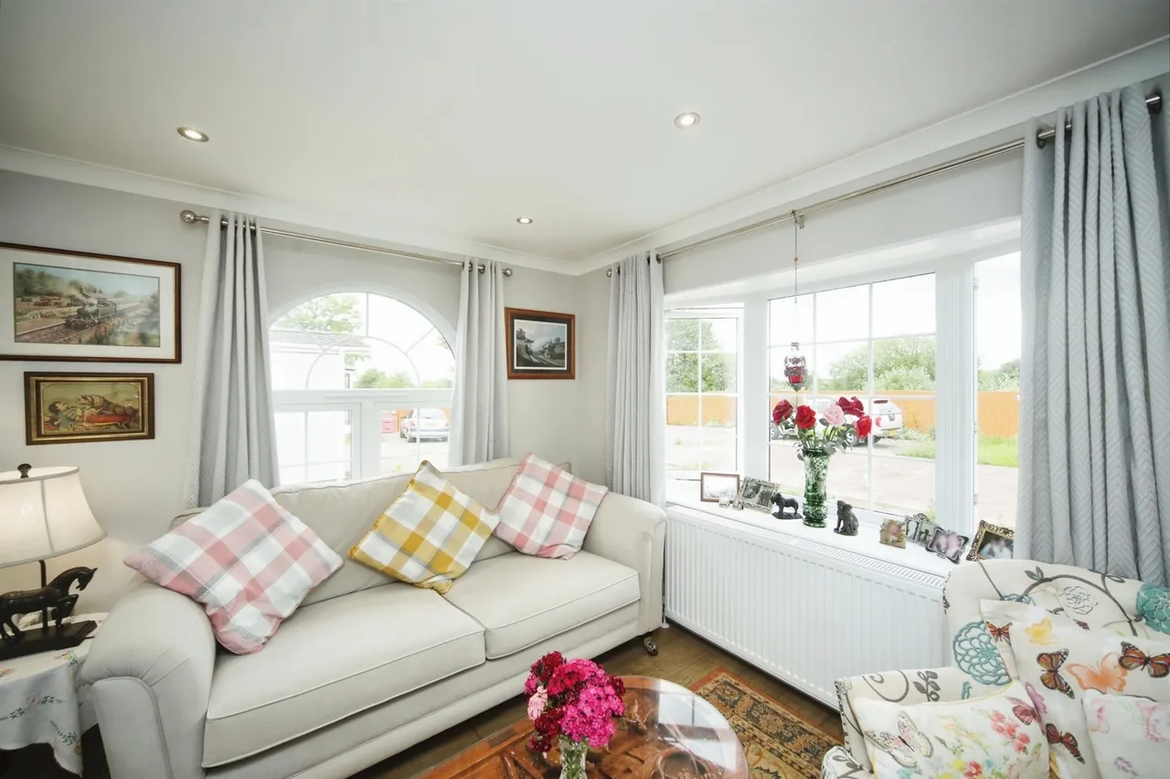 Station Road, Norton Fitzwarren, TA2, photo 2