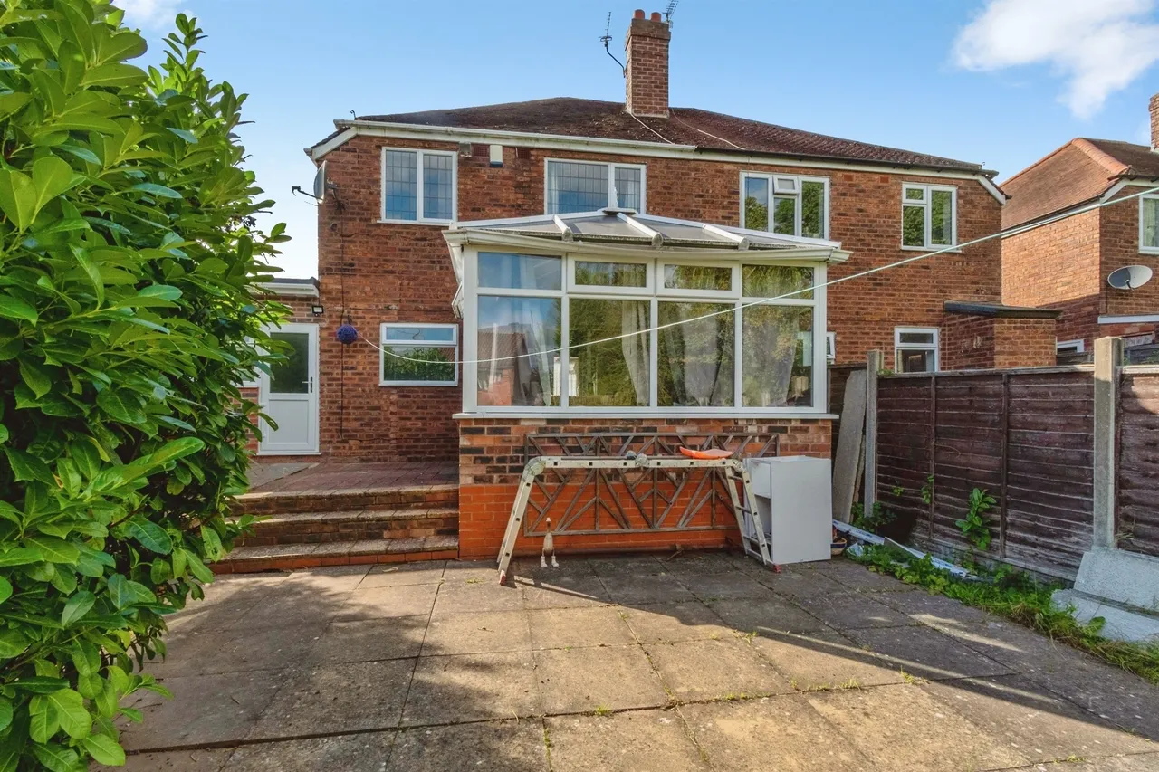 Crossland Crescent, Claregate, WV6, photo 13