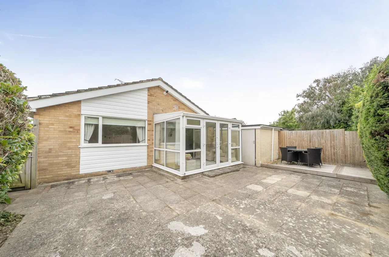 Andrew Avenue, Felpham, PO22, photo 17