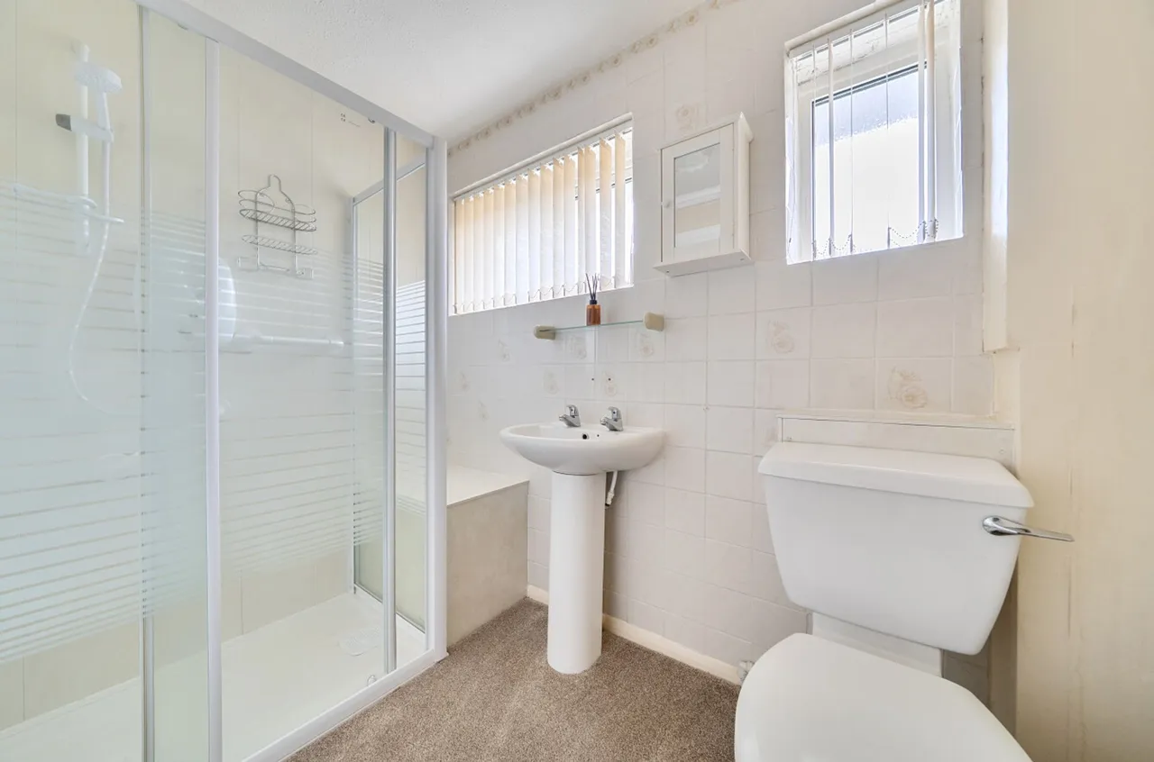 Andrew Avenue, Felpham, PO22, photo 15