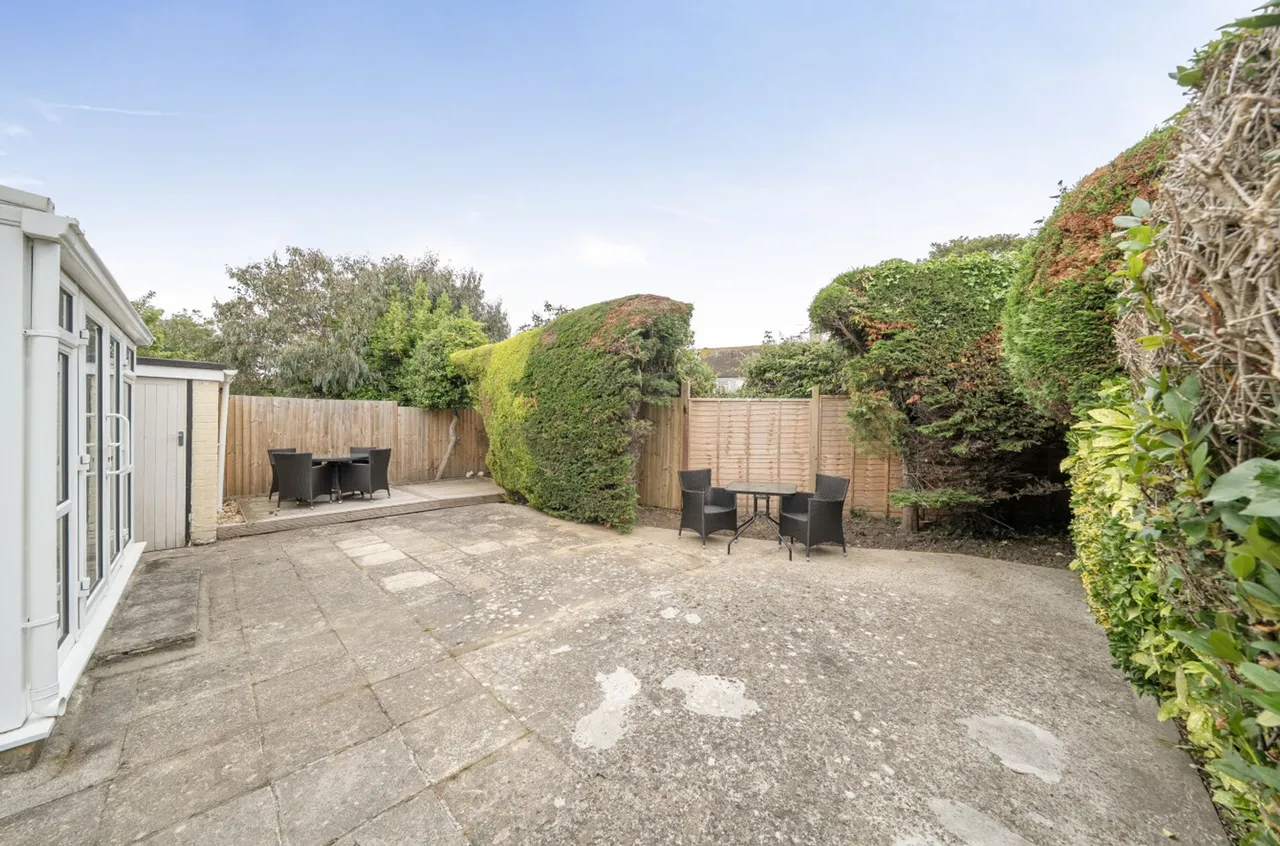 Andrew Avenue, Felpham, PO22, photo 16
