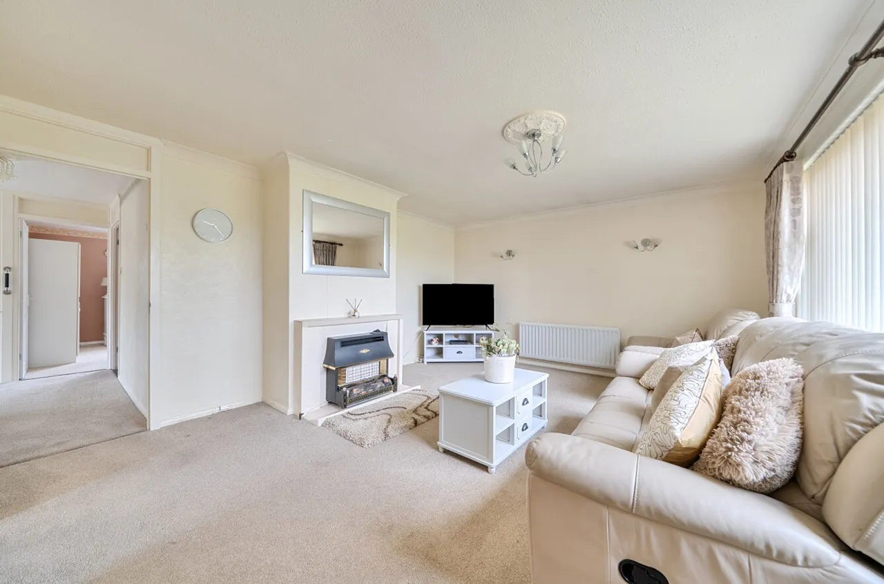 Andrew Avenue, Felpham, PO22, photo 3