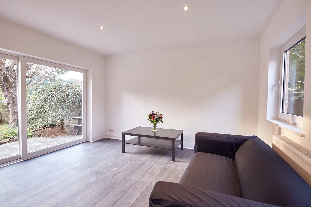 Ardmore Avenue, Guildford, GU2, photo 8