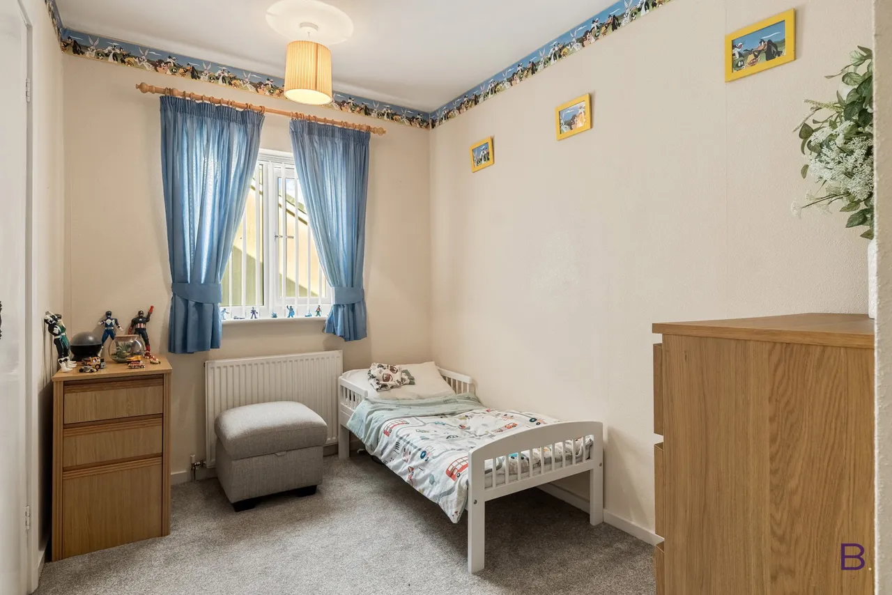 Hillcrest Road, Thornton, BD13, photo 14