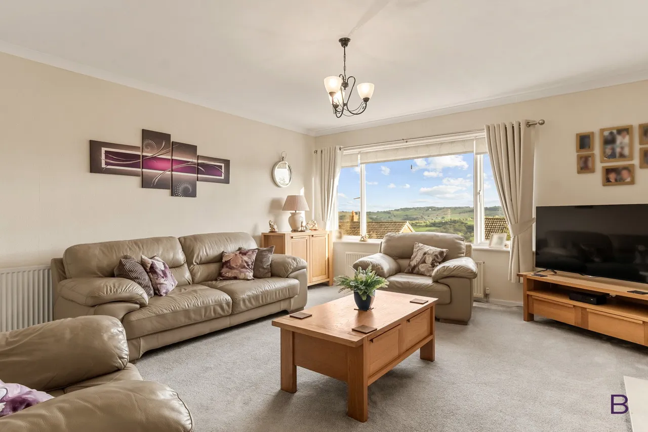 Hillcrest Road, Thornton, BD13, photo 4