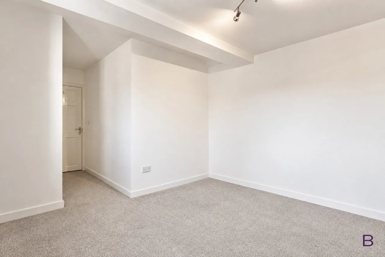 Hillcrest Road, Thornton, BD13, photo 13