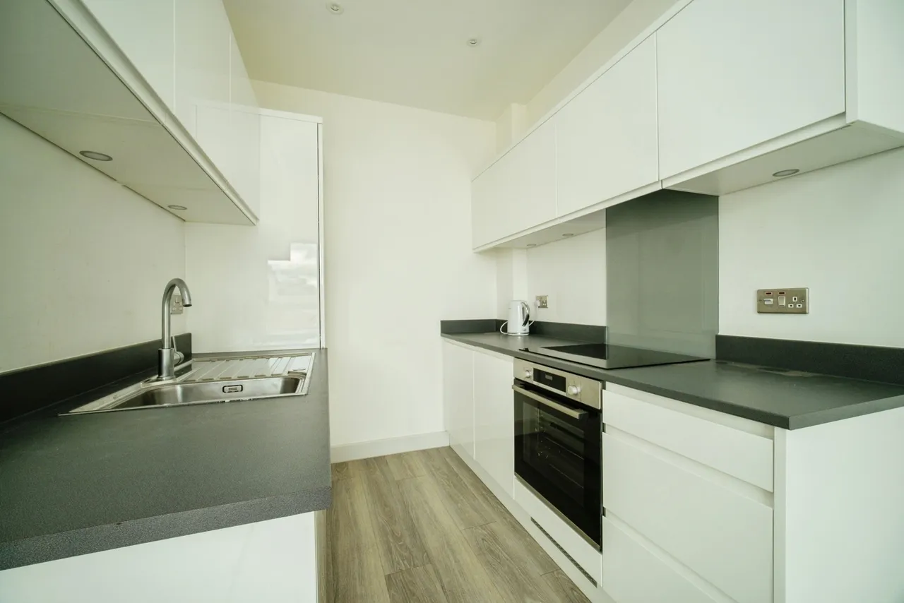 The Ring, Bracknell, RG12, photo 6