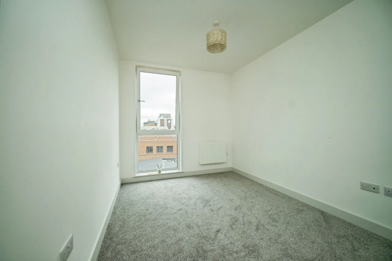 The Ring, Bracknell, RG12, photo 7