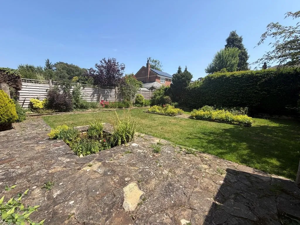 Hillbury Road, Warlingham, photo 4