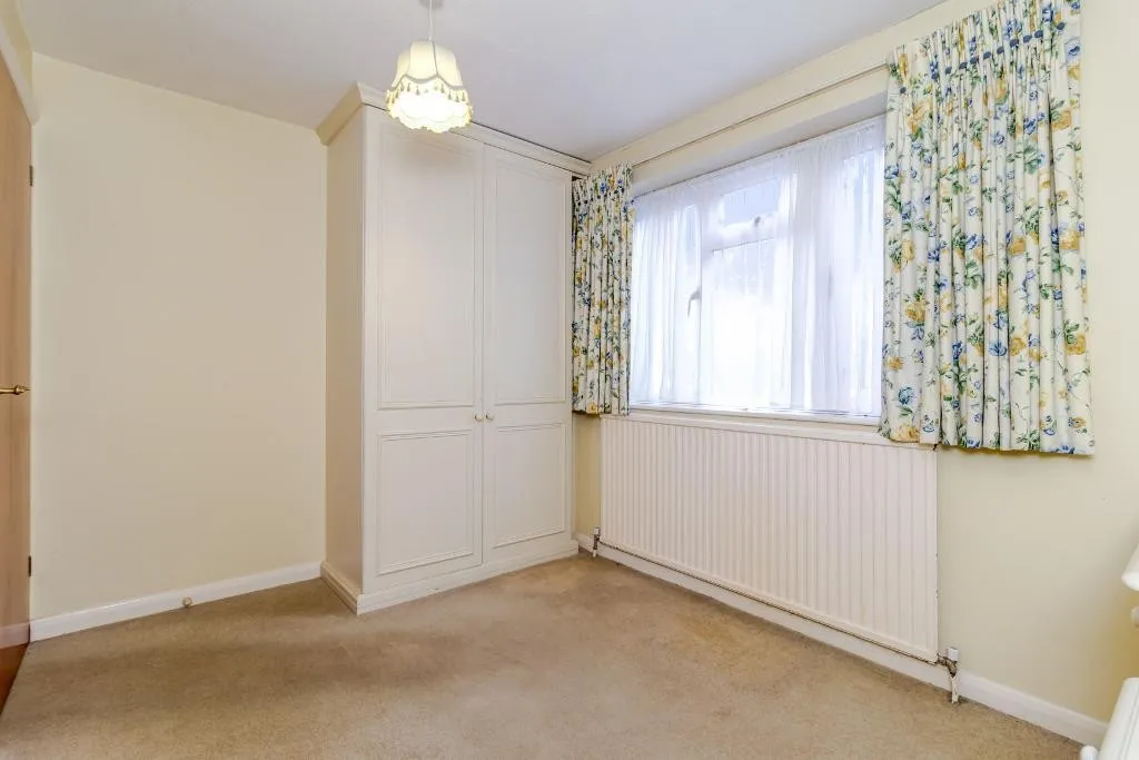 Hillbury Road, Warlingham, photo 14
