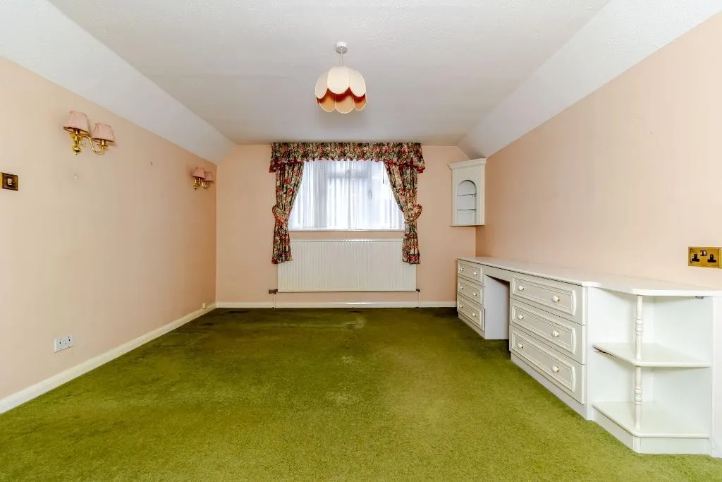 Hillbury Road, Warlingham, photo 21