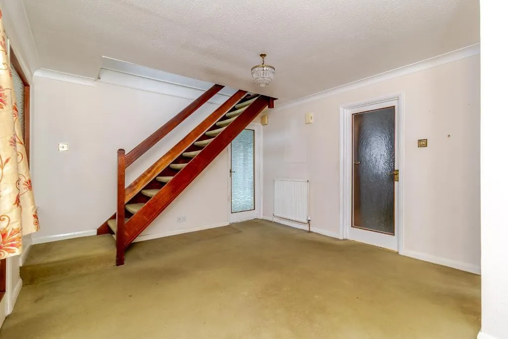 Hillbury Road, Warlingham, photo 9