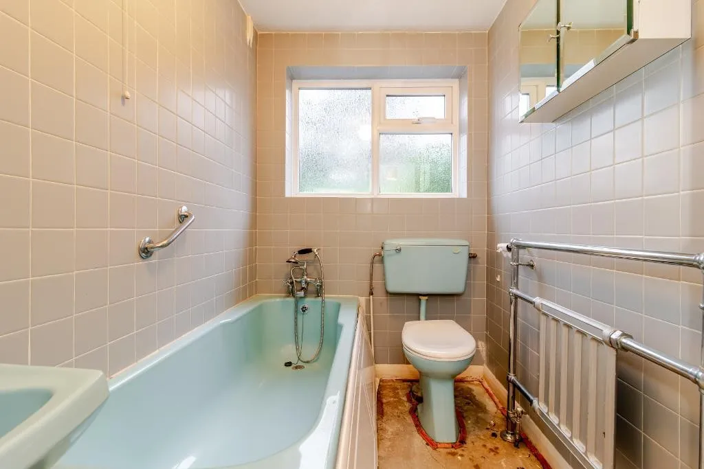 Hillbury Road, Warlingham, photo 15