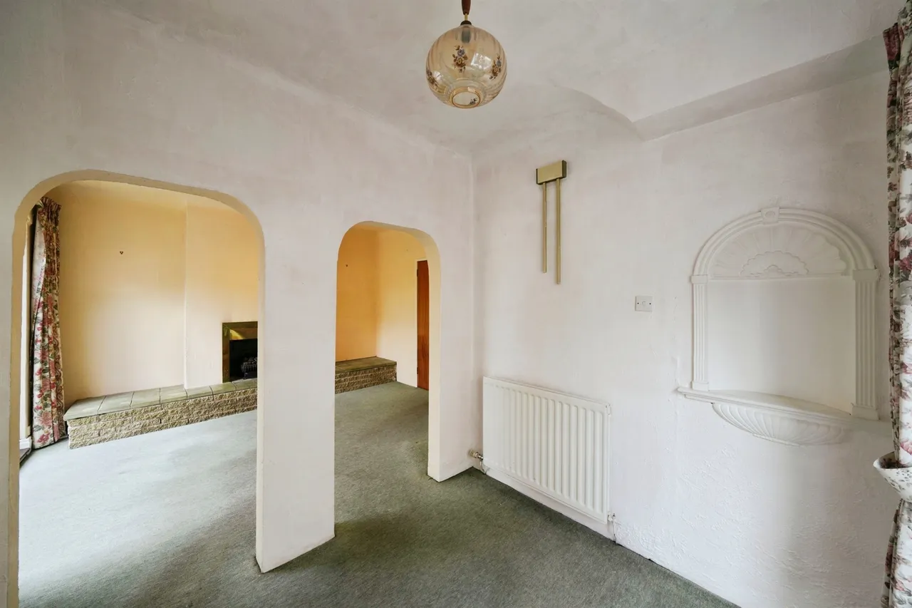 Pine Avenue, Wirral, photo 9