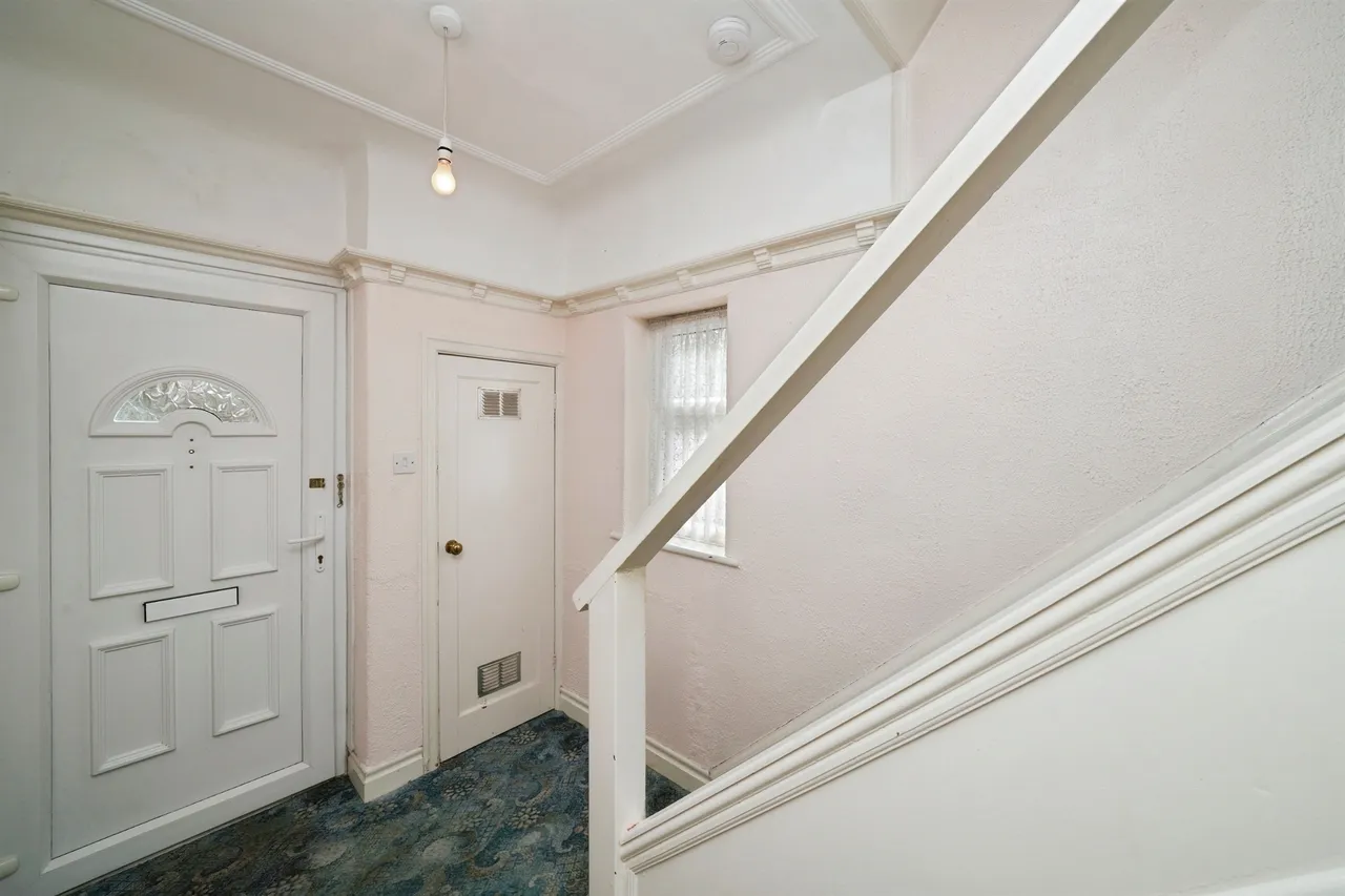 Pine Avenue, Wirral, photo 11