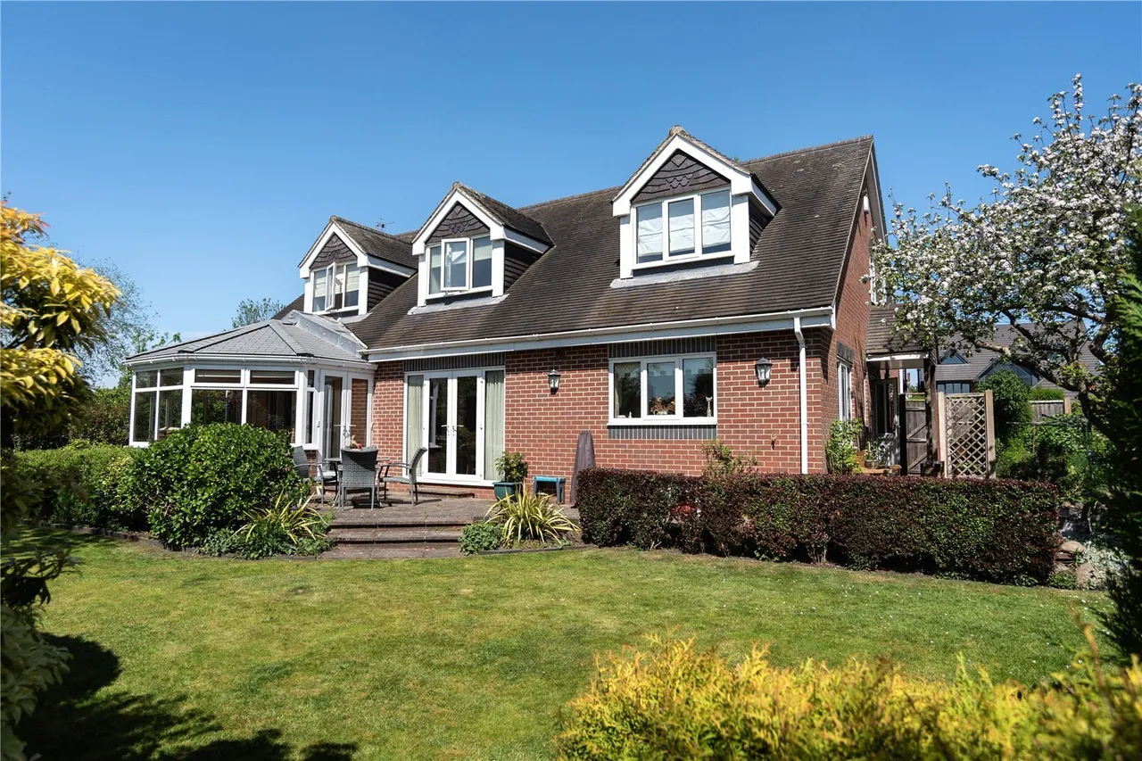 Wolverhampton Road, Cannock, Staffordshire, WS11, photo 2