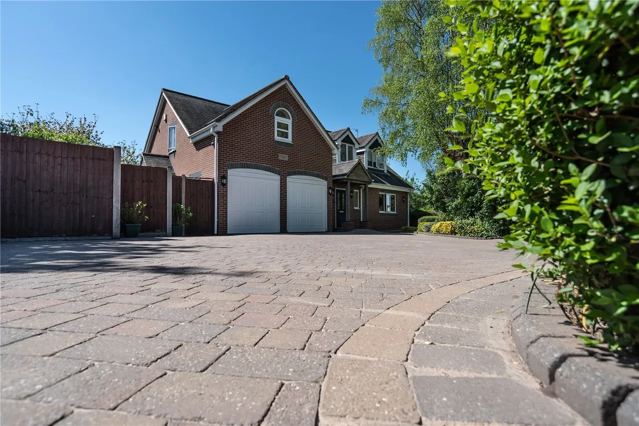 5 bed house for sale — Wolverhampton Road, Cannock, Staffordshire, WS11