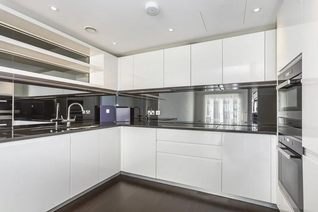 Carnwath Road, London, SW6 3HW, photo 2