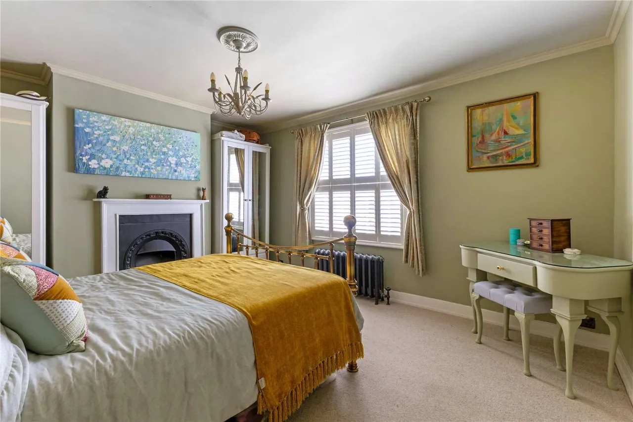 Nelson Place, Lymington, Hampshire, SO41 3RT, photo 12