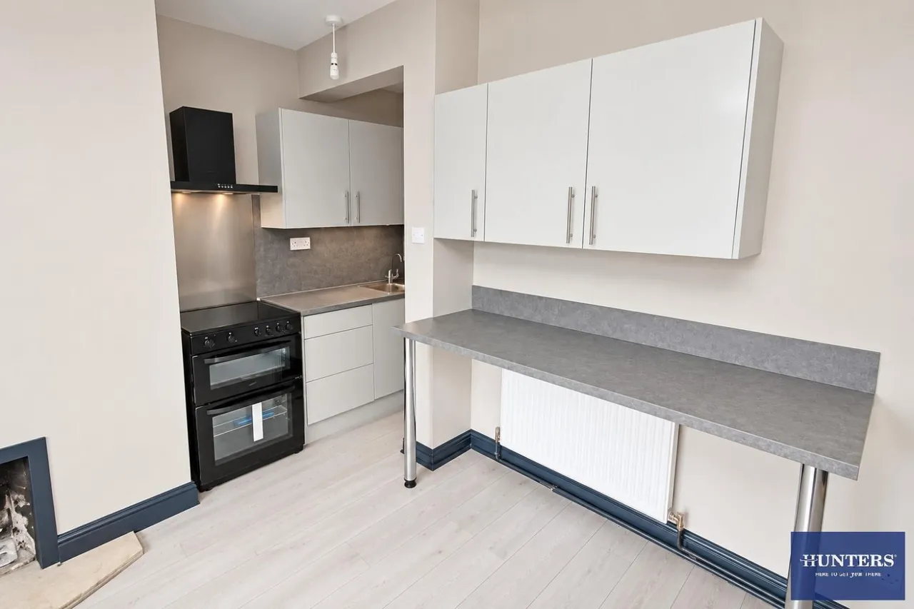 Chapel Street, Denholme, Bradford, BD13, photo 3