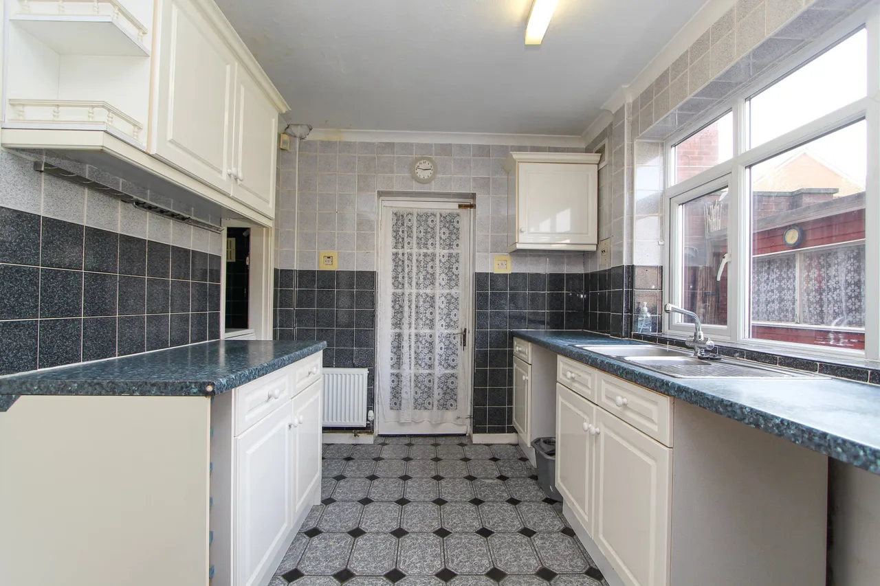 Queslett Road East, Sutton Coldfield, Sutton Coldfield, B74 2EX, photo 7