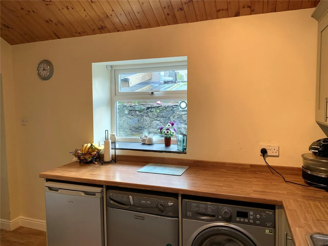 Lombard Street, Porthmadog, LL49, photo 9