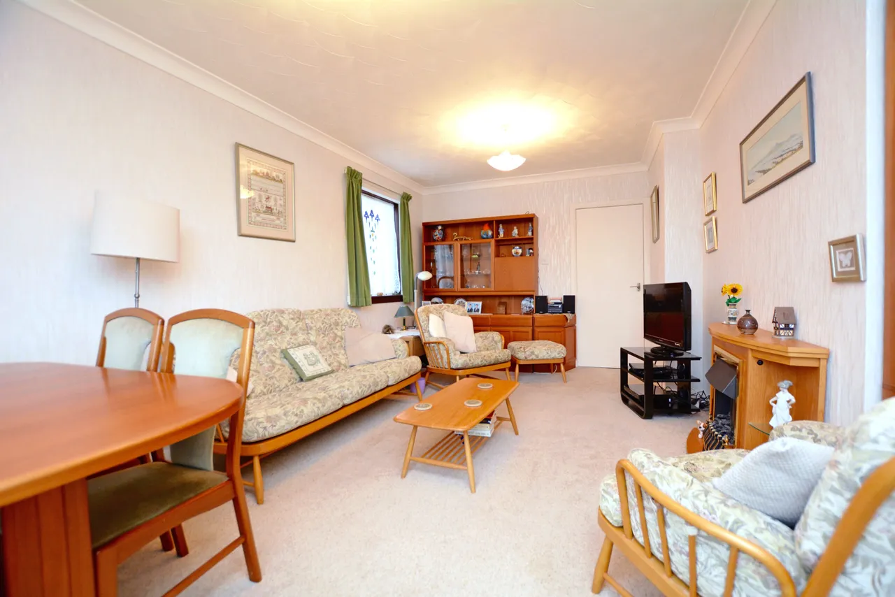 21 Northacre, Kilwinning, KA13 7DS, photo 4