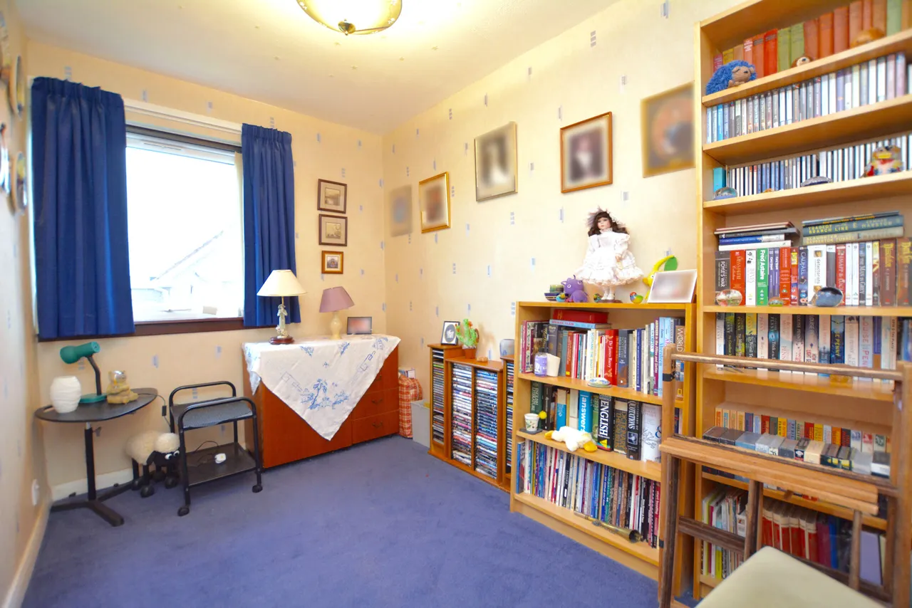 21 Northacre, Kilwinning, KA13 7DS, photo 8