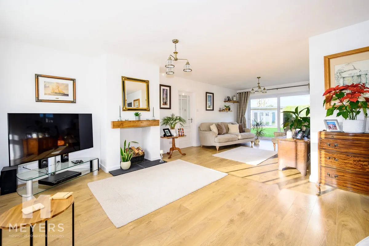 Conifer Close, St. Leonards, BH24, photo 2