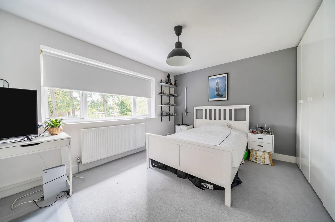 Rudd Hall Rise, Camberley, Surrey, GU15 2JZ, photo 17