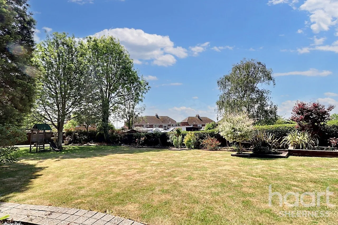 Minster Road, Minster, ME12, photo 41