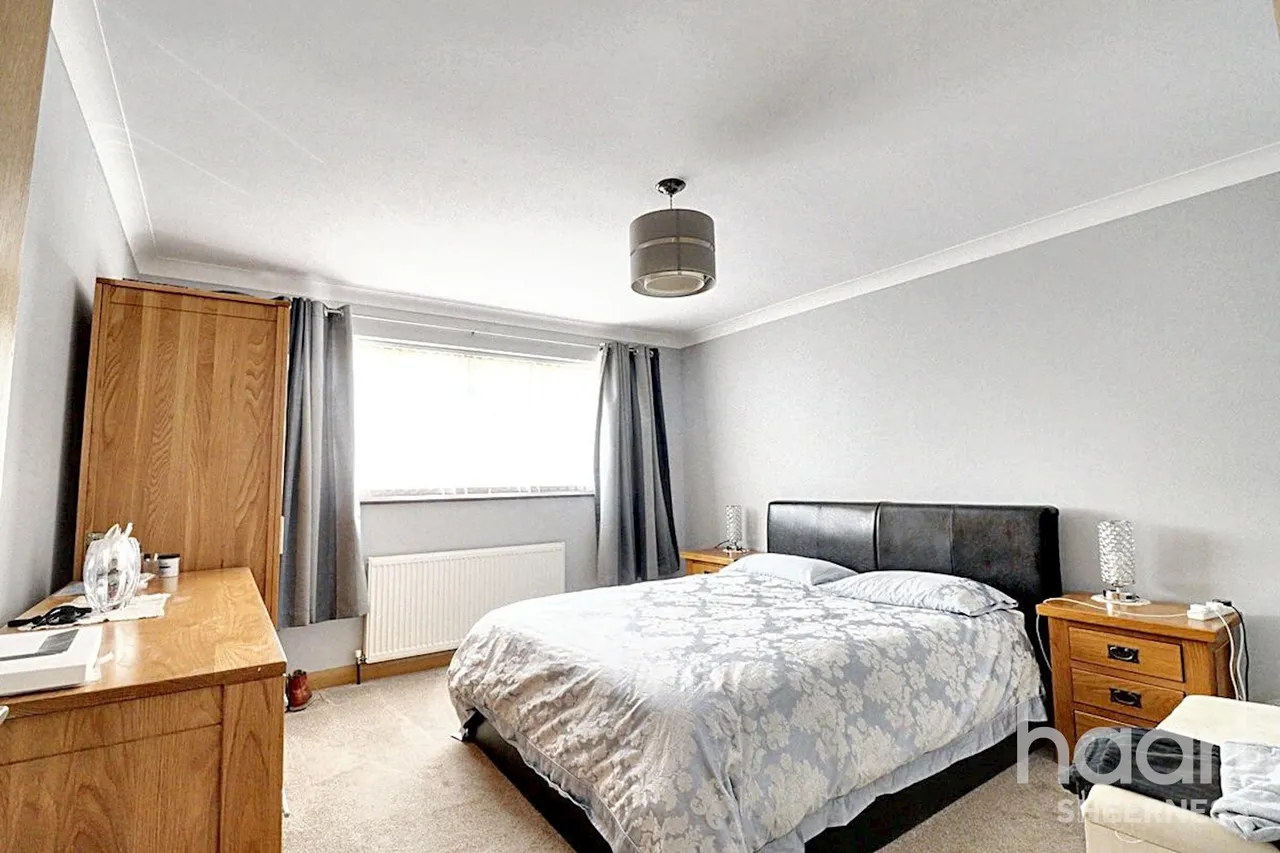 Minster Road, Minster, ME12, photo 22