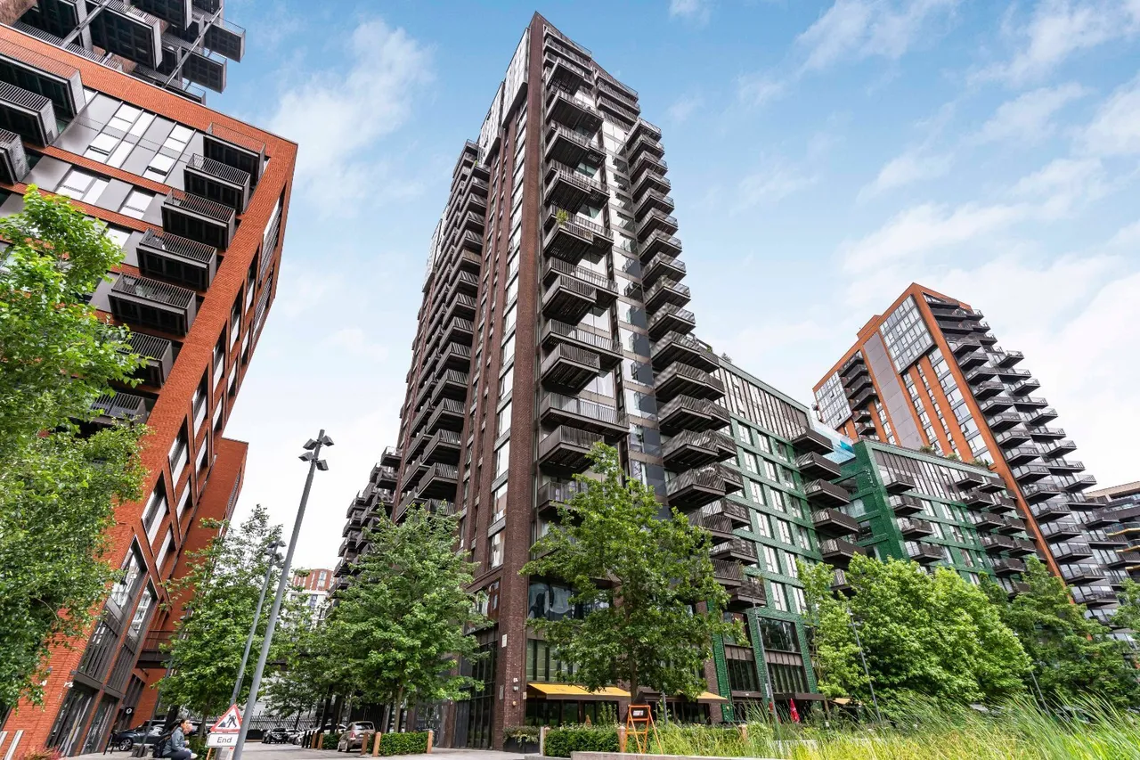 Embassy Gardens, London, SW11, photo 14