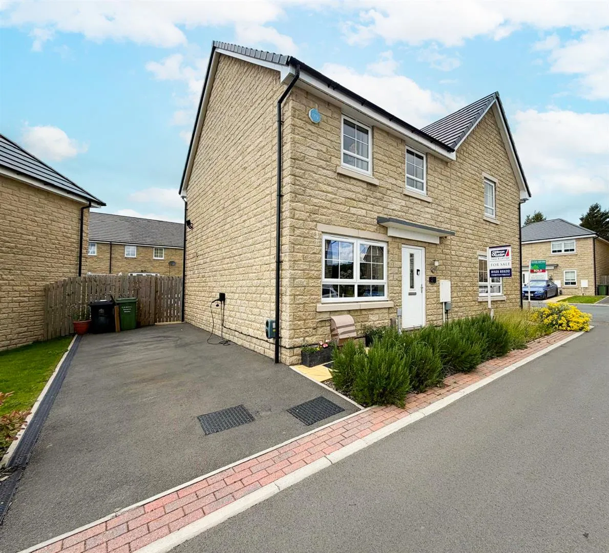 3 bed house for sale — Brunel Drive, Silsden, BD20 0FH