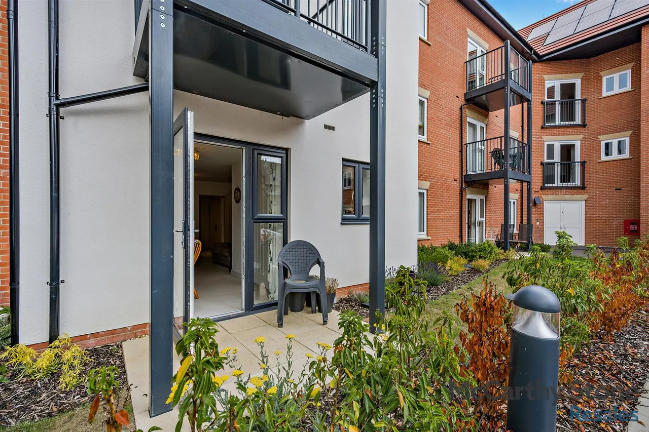 1 bed flat for sale, Eagle Way, Martlesham Heath, IP5